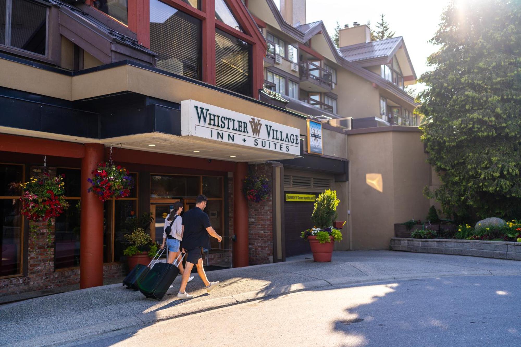 Whistler Village Inn & Suites Exterior foto